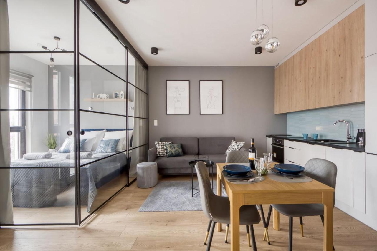 Warsaw Night Apartments Metro Plocka Luaran gambar