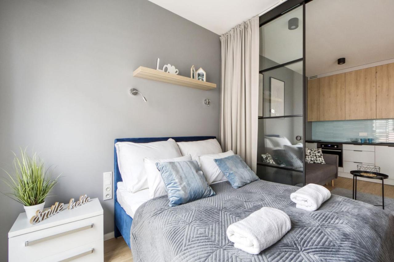 Warsaw Night Apartments Metro Plocka Luaran gambar